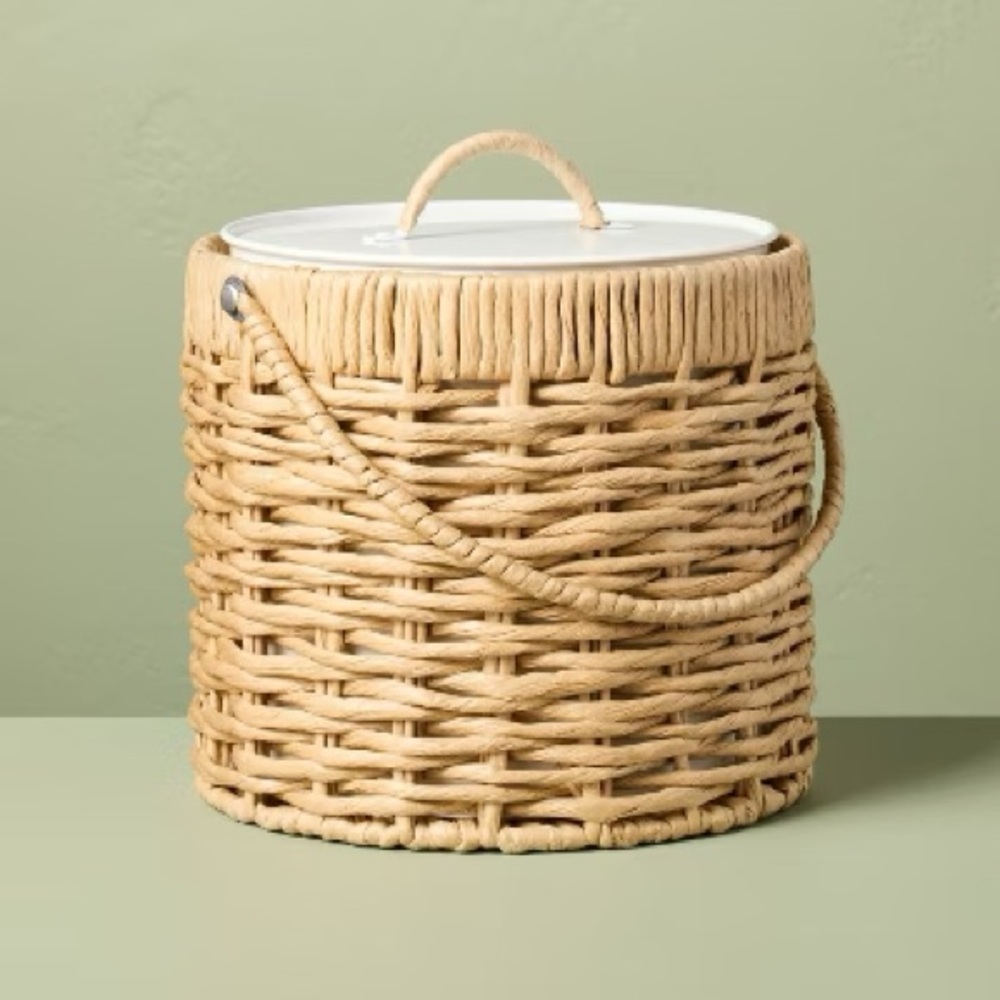 Hearth & Hand with Magnolia Woven Ice Holder 3.5 L NWT